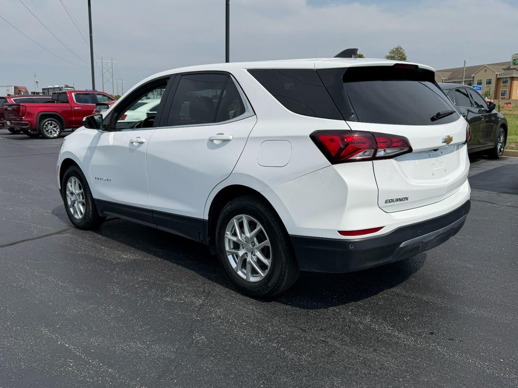 Chevrolet Equinox Vehicle Full-screen Gallery Image 07