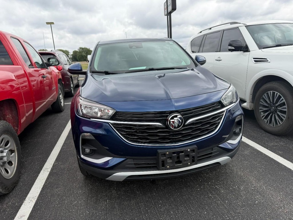 Buick Encore GX Vehicle Full-screen Gallery Image 02
