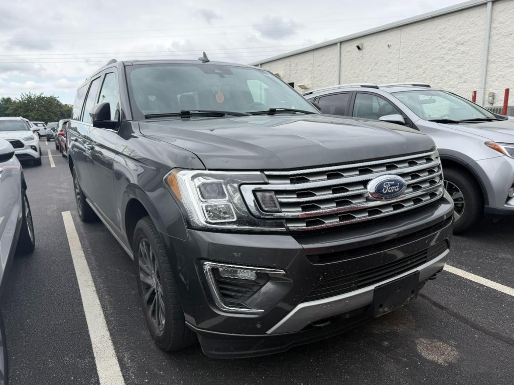 Ford Expedition Max Vehicle Full-screen Gallery Image 02