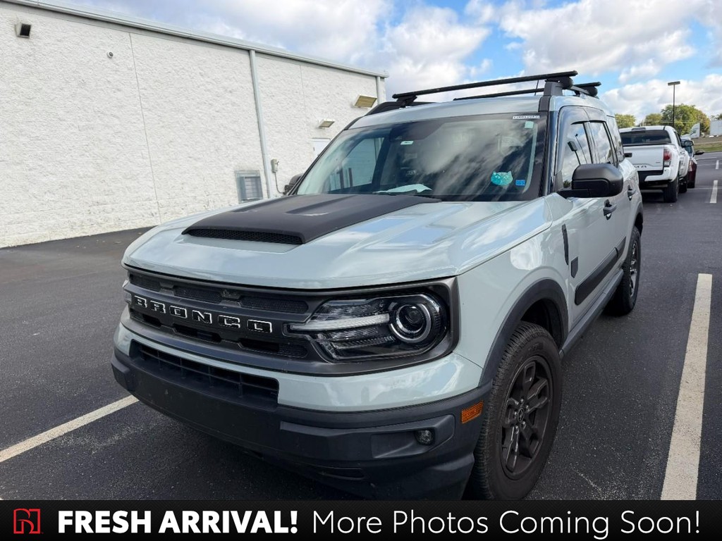 Ford Bronco Sport Vehicle Full-screen Gallery Image 01