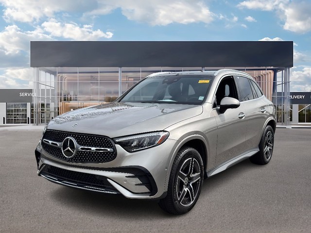 more details - mercedes-benz glc