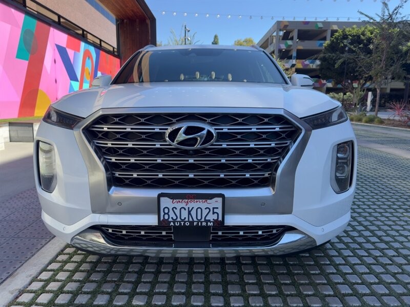 Hyundai Palisade Vehicle Full-screen Gallery Image 2