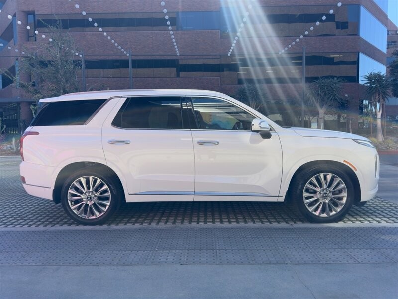 Hyundai Palisade Vehicle Full-screen Gallery Image 5