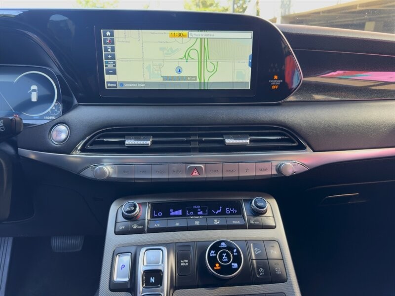 Hyundai Palisade Vehicle Full-screen Gallery Image 11