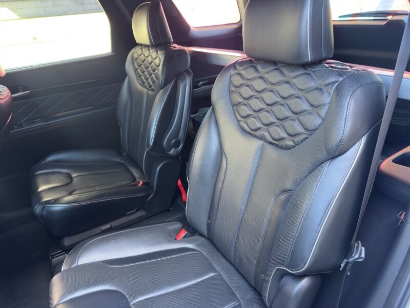 Hyundai Palisade Vehicle Full-screen Gallery Image 13