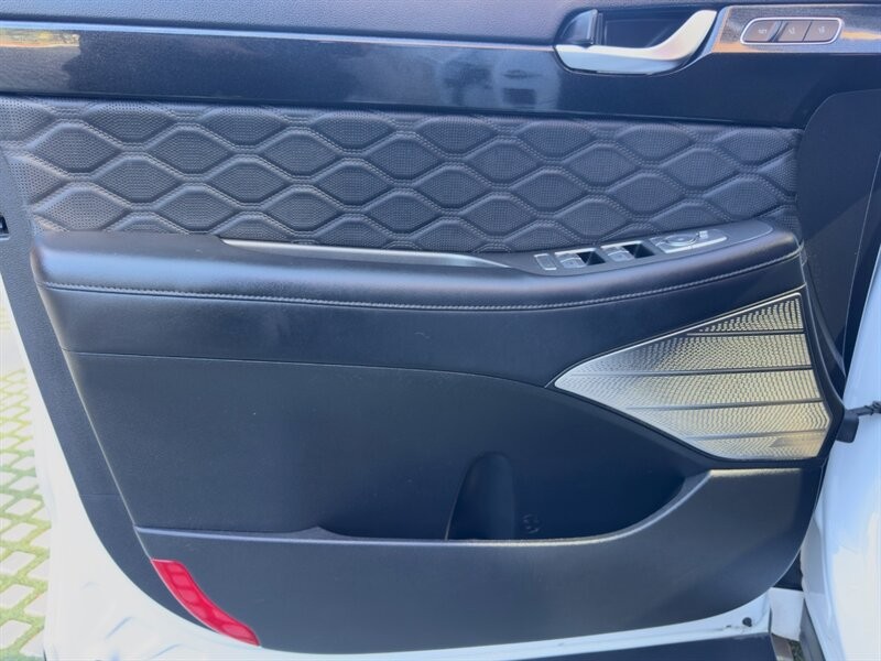 Hyundai Palisade Vehicle Full-screen Gallery Image 22