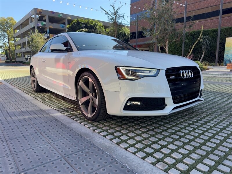 Audi A5 Vehicle Full-screen Gallery Image 03