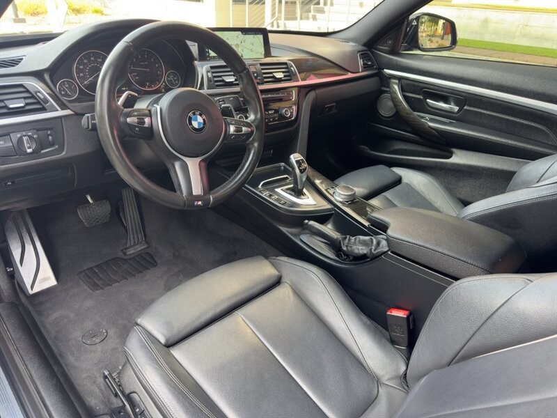 BMW 4 Series Vehicle Full-screen Gallery Image 14