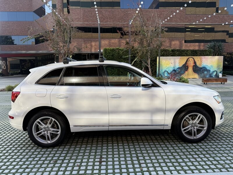 Audi Q5 Vehicle Full-screen Gallery Image 06