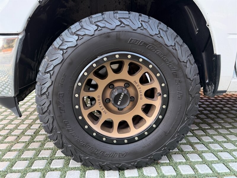 Ram 1500 Vehicle Full-screen Gallery Image 17