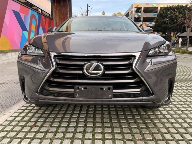 Lexus NX 200t Vehicle Full-screen Gallery Image 2