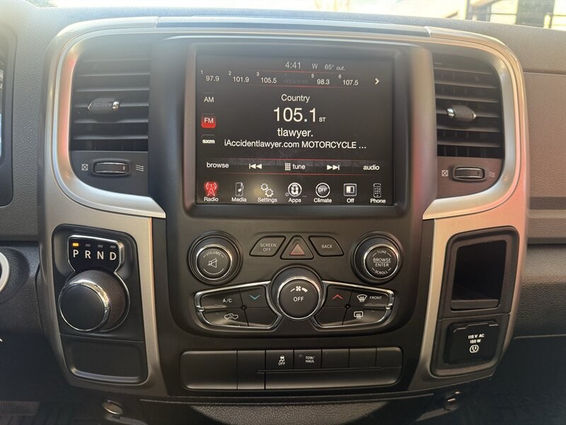 Ram 1500 Vehicle Full-screen Gallery Image 19