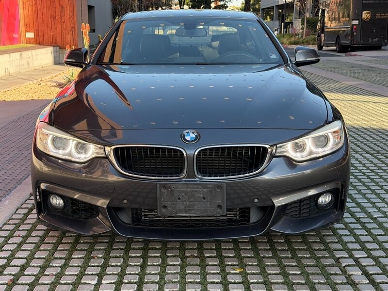 BMW 4 Series Vehicle Full-screen Gallery Image 2