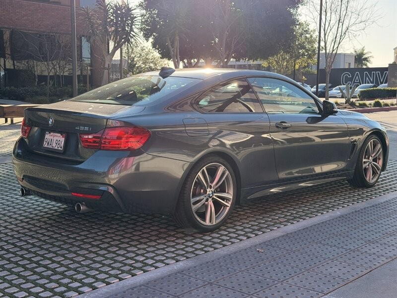 BMW 4 Series Vehicle Full-screen Gallery Image 5
