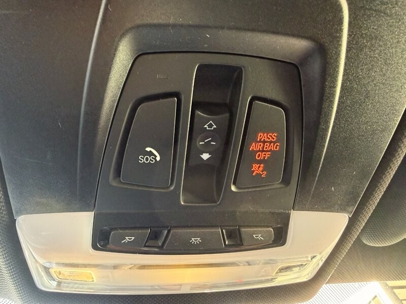 BMW 4 Series Vehicle Full-screen Gallery Image 14