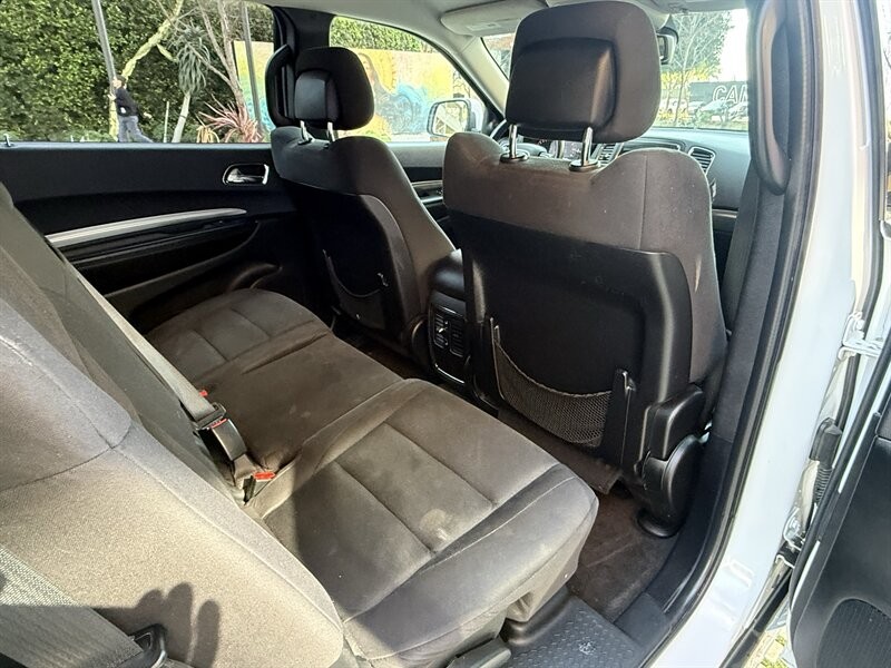 Dodge Durango Vehicle Full-screen Gallery Image 20