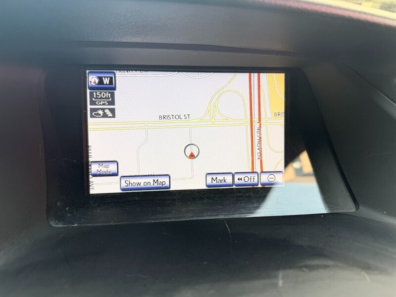 Lexus RX 350 Vehicle Full-screen Gallery Image 16