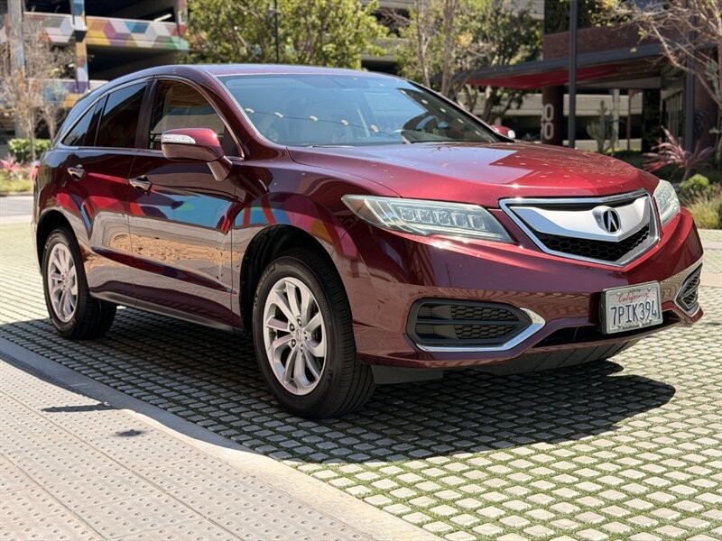 Acura RDX Vehicle Full-screen Gallery Image 03