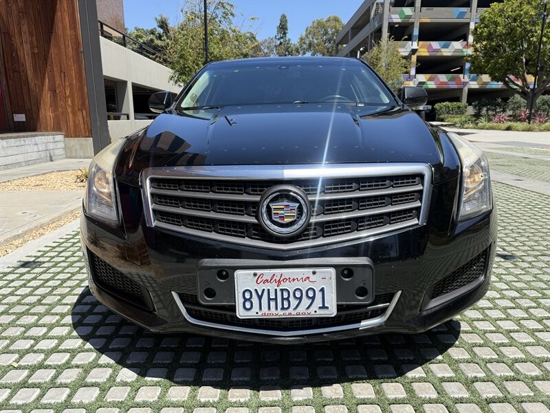 Cadillac ATS Vehicle Full-screen Gallery Image 11