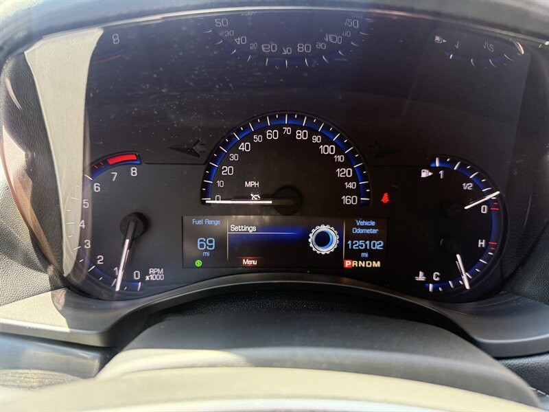 Cadillac ATS Vehicle Full-screen Gallery Image 33