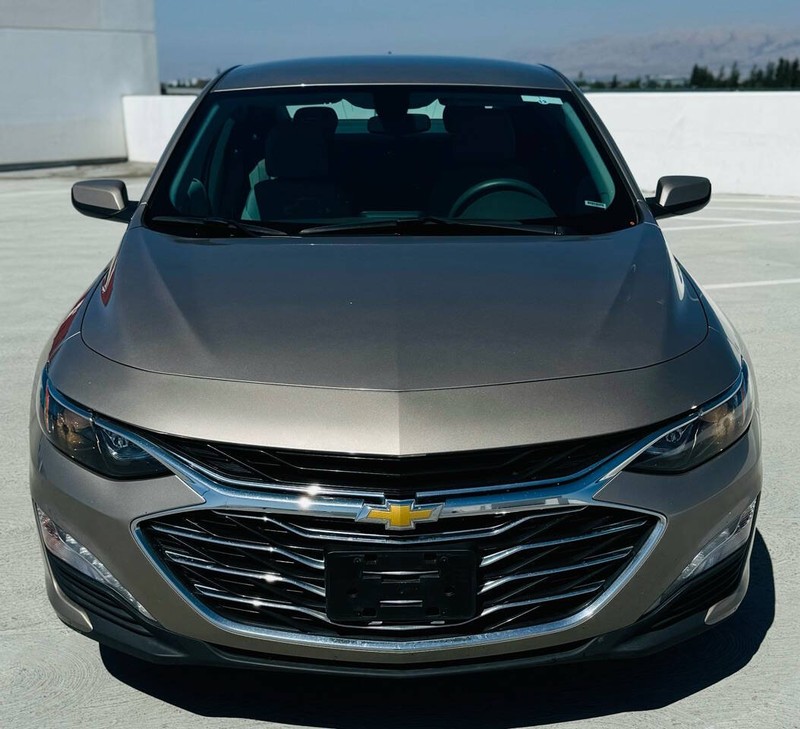 Chevrolet Malibu Vehicle Full-screen Gallery Image 06