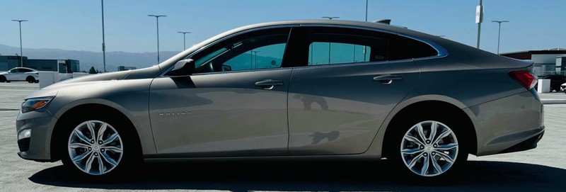 Chevrolet Malibu Vehicle Full-screen Gallery Image 09