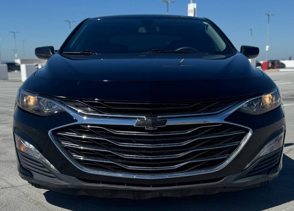 Chevrolet Malibu Vehicle Full-screen Gallery Image 10