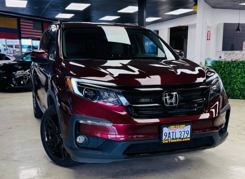 Honda Pilot Vehicle Full-screen Gallery Image 02
