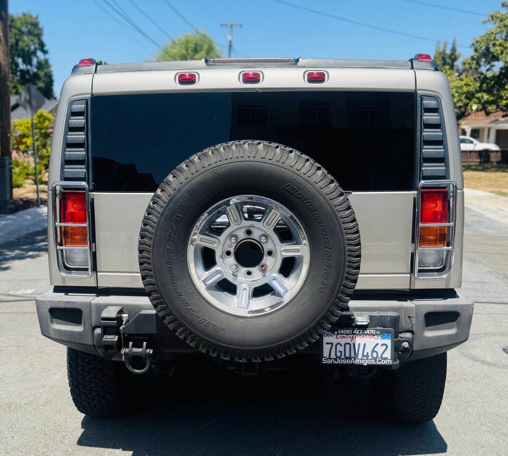 HUMMER H2 Vehicle Full-screen Gallery Image 08