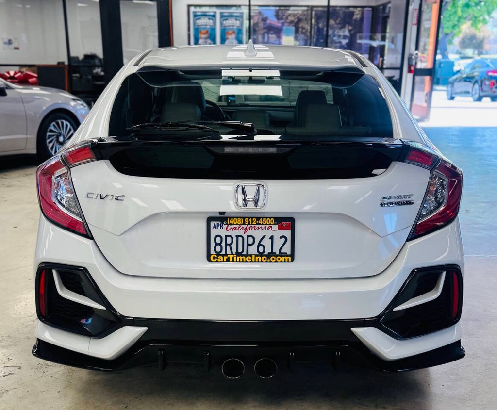 Honda Civic Hatchback Vehicle Full-screen Gallery Image 05