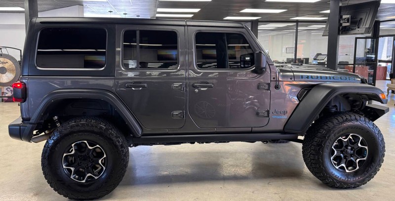 Jeep Wrangler 4xe Vehicle Full-screen Gallery Image 08