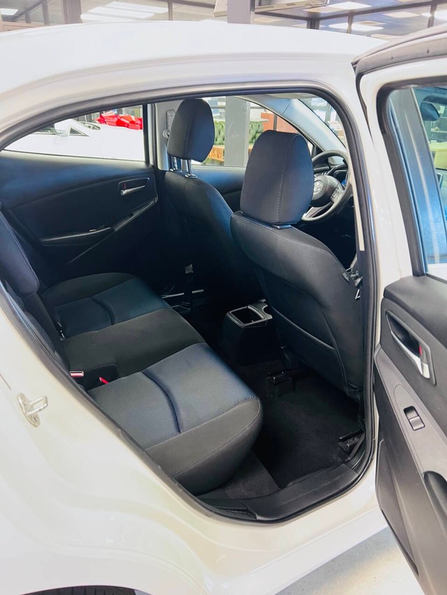 Toyota Yaris iA Vehicle Full-screen Gallery Image 13