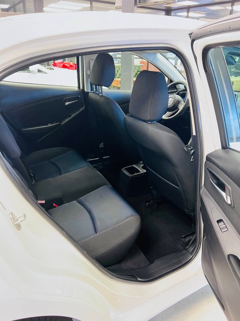 Toyota Yaris iA Vehicle Full-screen Gallery Image 13
