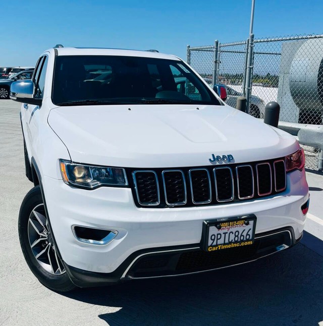Jeep Grand Cherokee Vehicle Full-screen Gallery Image 04