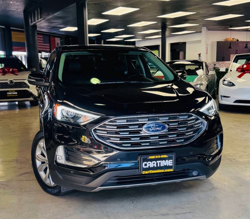 Ford Edge Vehicle Full-screen Gallery Image 02