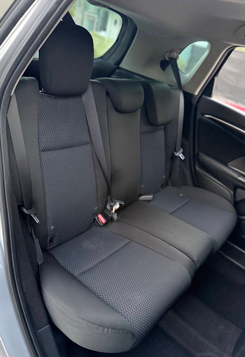 Honda Fit Vehicle Full-screen Gallery Image 14