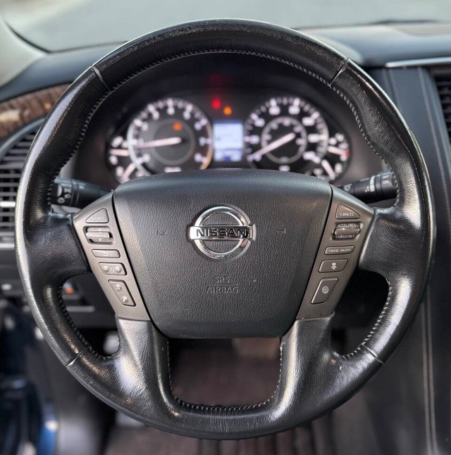 Nissan Armada Vehicle Full-screen Gallery Image 08