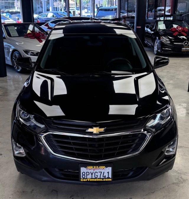 Chevrolet Equinox Vehicle Full-screen Gallery Image 05