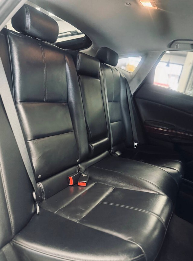 Honda Crosstour Vehicle Full-screen Gallery Image 15