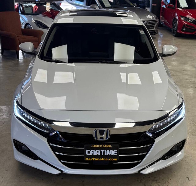 Honda Accord Hybrid Vehicle Full-screen Gallery Image 04