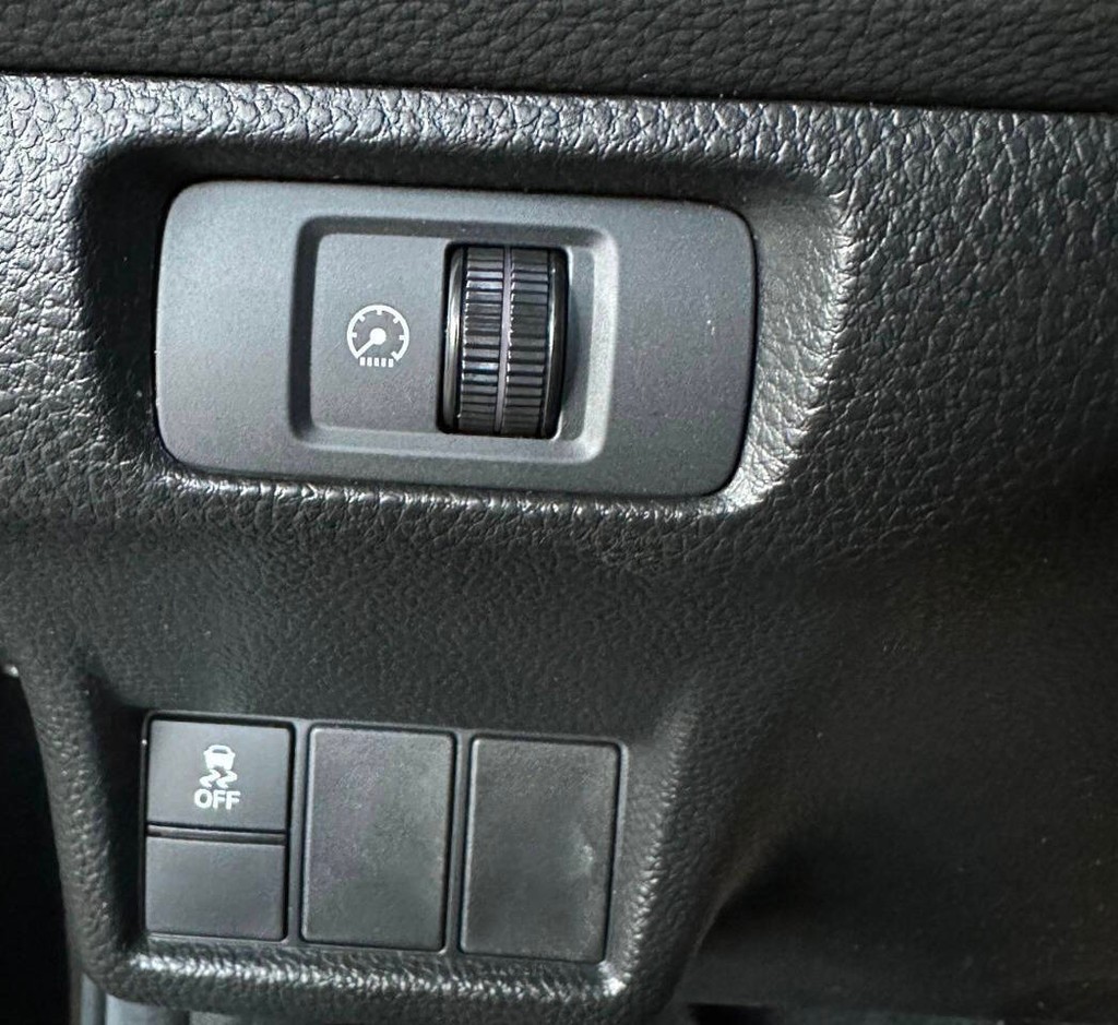 Honda Civic Sedan Vehicle Full-screen Gallery Image 18
