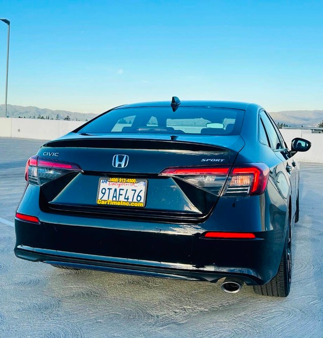 Honda Civic Sedan Vehicle Full-screen Gallery Image 07
