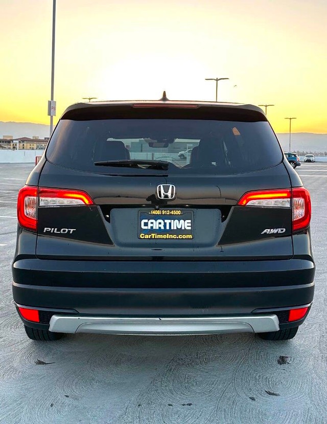 Honda Pilot Vehicle Full-screen Gallery Image 05