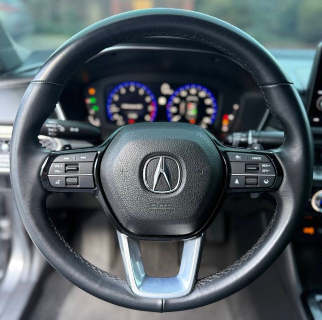 Acura Integra Vehicle Full-screen Gallery Image 09