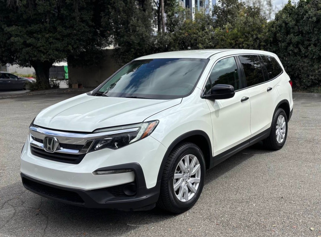 Honda Pilot Vehicle Full-screen Gallery Image 02