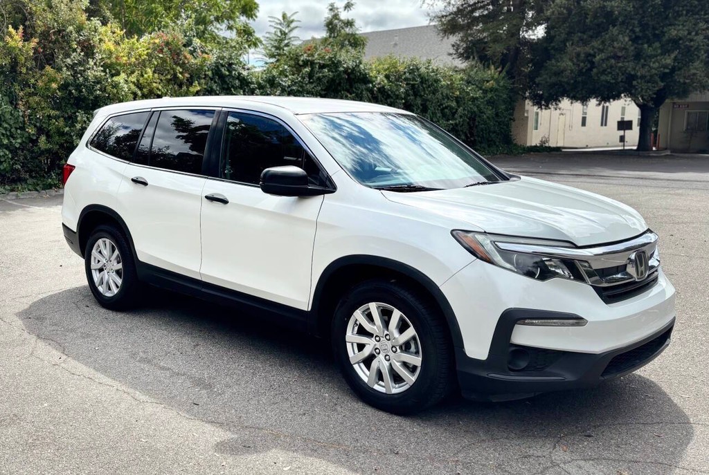 Honda Pilot Vehicle Full-screen Gallery Image 03