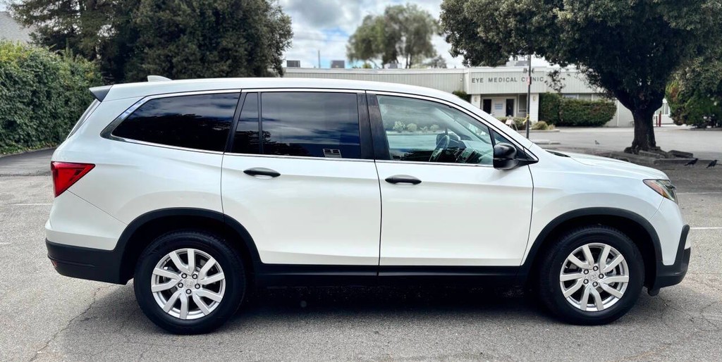 Honda Pilot Vehicle Full-screen Gallery Image 07