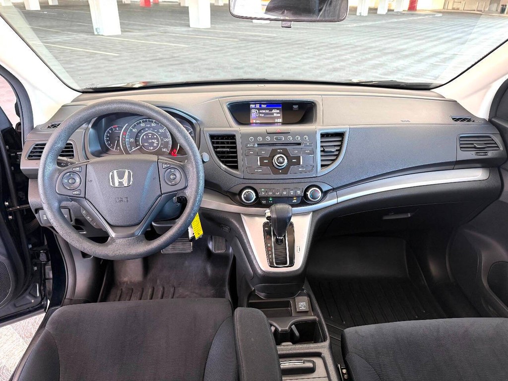Honda CR-V Vehicle Full-screen Gallery Image 07