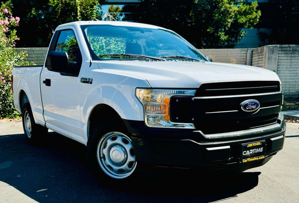 Ford F-150 Vehicle Full-screen Gallery Image 02