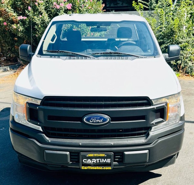 Ford F-150 Vehicle Full-screen Gallery Image 03